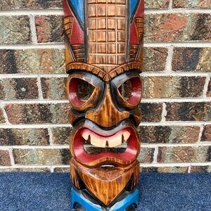 Tiki Mask Pacific Islands Maui PreOwned 19”x6” Curved 3-D Hangs on the Wall